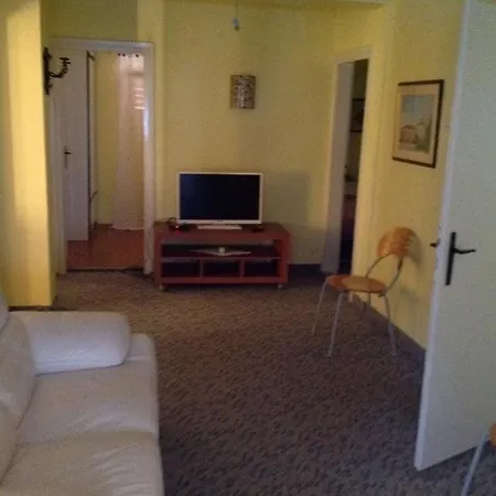 Aparment On The Beach Malenica 9 Apartment