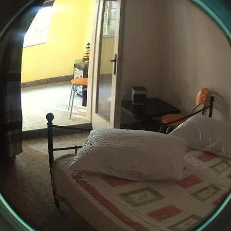 Aparment On The Beach Malenica 9 *