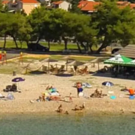 Apartment Aparment On The Beach Malenica 9 *