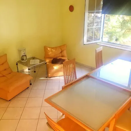 Aparment On The Beach Malenica 9 Apartment